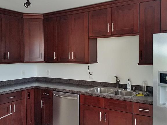 3rd image of 1217 Delaware Ave #6