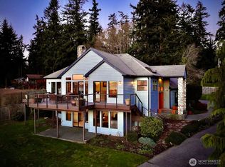 1491 Olympic Heights Ln, Freeland, WA 98249