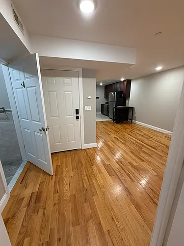 381 Communipaw Ave #1B Photo 1