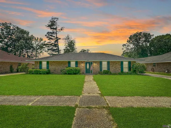 1429 Lansdowne Dr, Denham Springs, LA 70726
