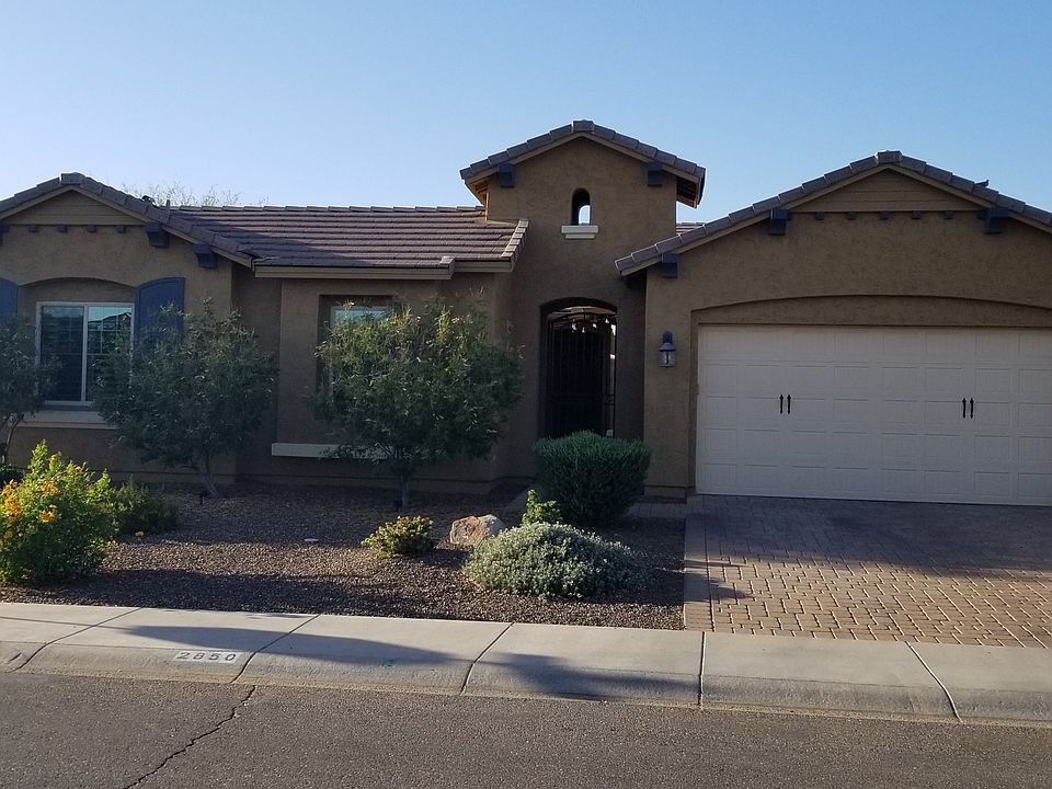 1st image of 2850 E Longhorn Dr