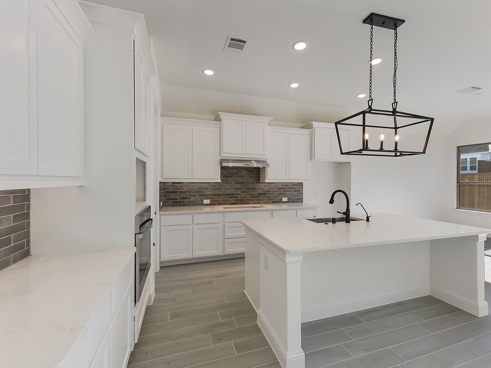 07_531MelodyMeadowDr_007_mls.jpg