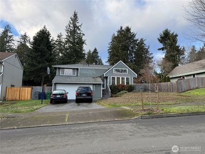 9517 117th Place NE, Kirkland, WA, 98033