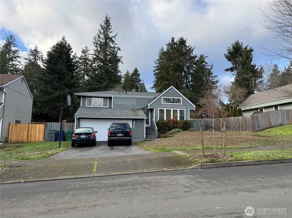 9517 117th Place NE, Kirkland, WA 98033