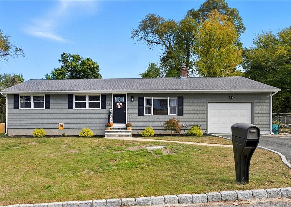 1st image of 52 Glen Dr