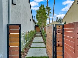 22136 Gilmore St, Canoga Park, CA 91303