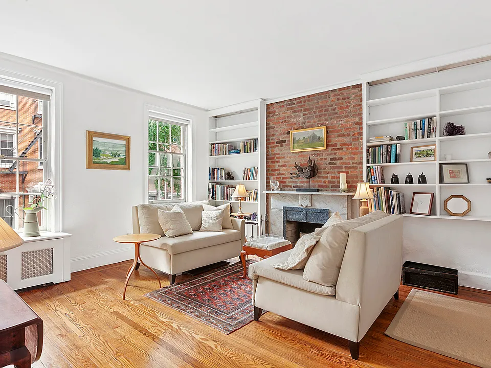 20 Bethune St #2B