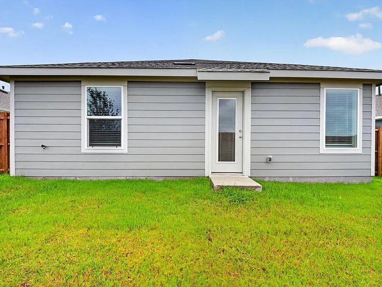 3022 Serenity Ln — Photo 17