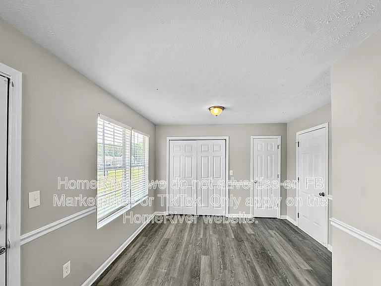 178 Marsh Glen Dr — Photo 7