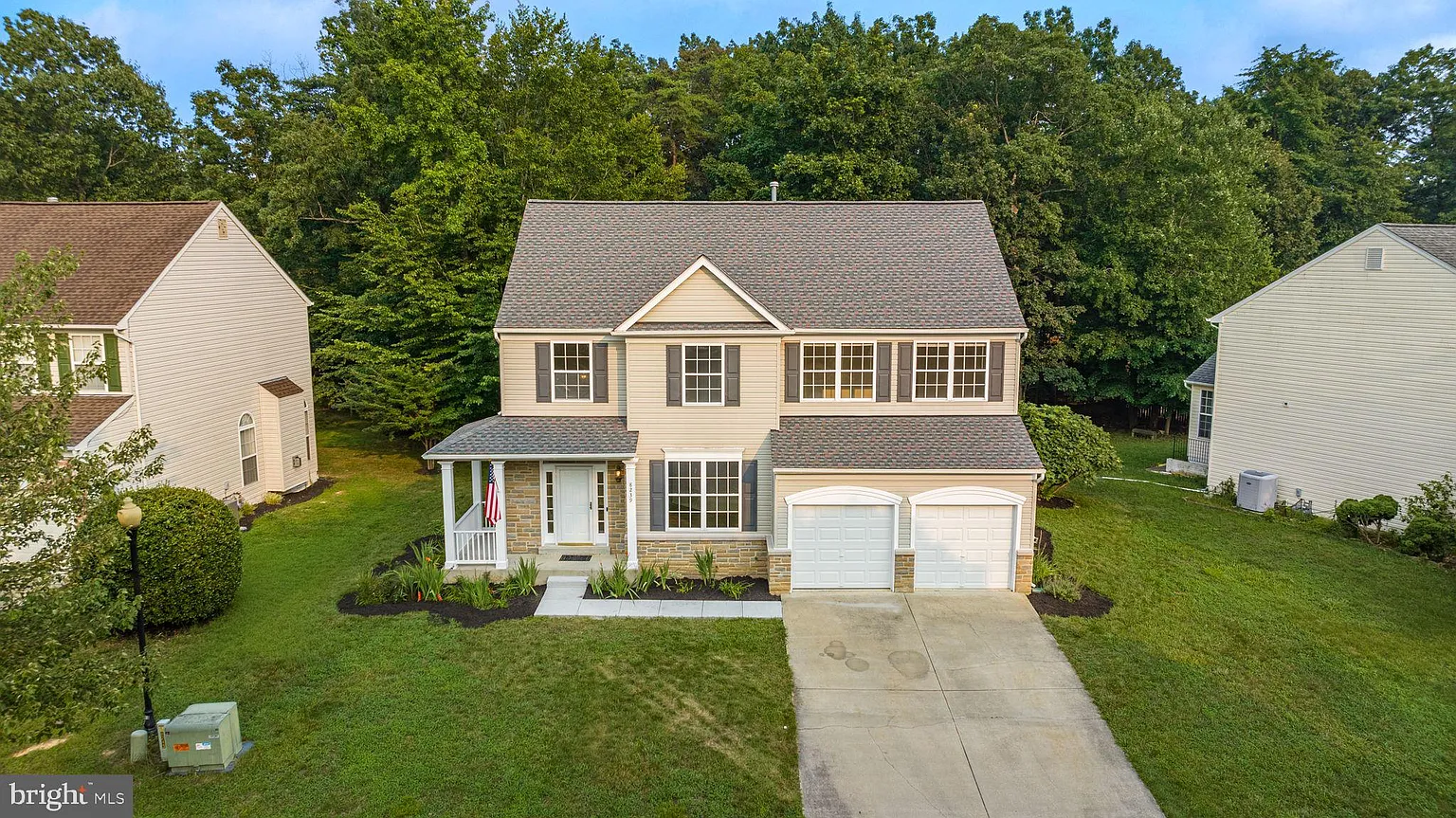8239 Bishopsgate Ln photo 1