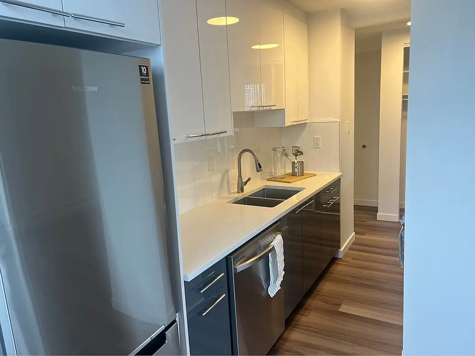 1 bed, 575 sqft, $2,579 — Photo 3