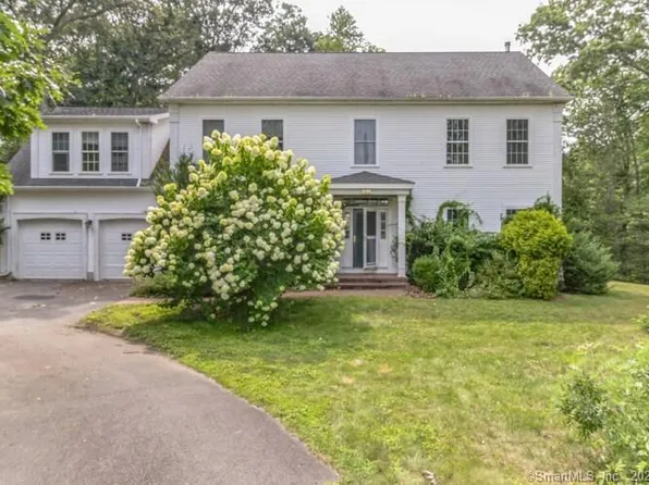 100 Windsor Court, Madison, CT 06443