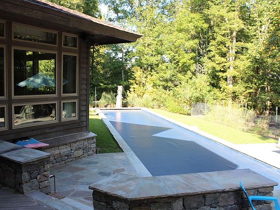 5th image of 1078 Founders Ln