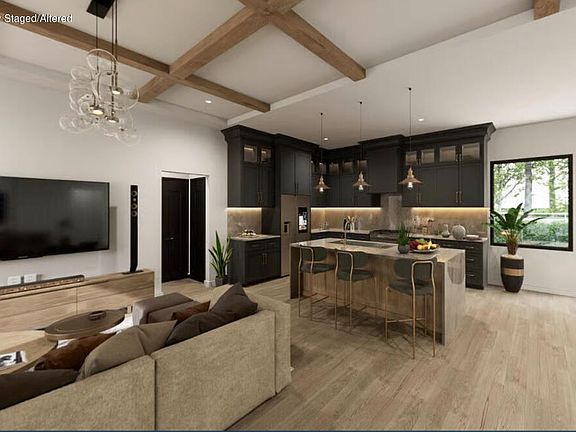 3rd image of 107 Timberview Drive
