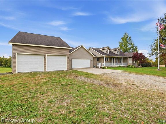 5th image of 1253 Peppermill Rd