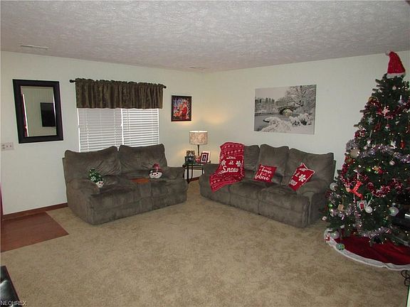 3rd image of 1818 Westport Cv