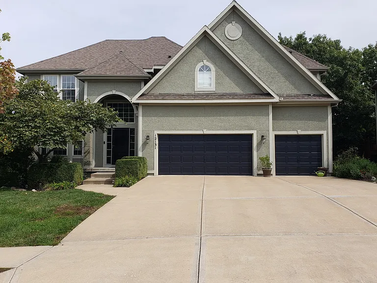 12131 S Sunray Dr — Photo 1