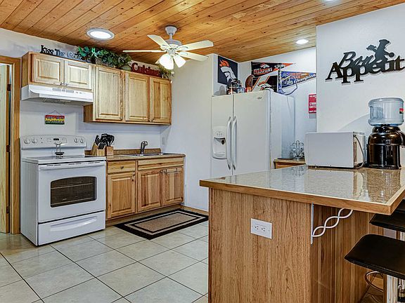 3rd image of 1104 Siringo Ct