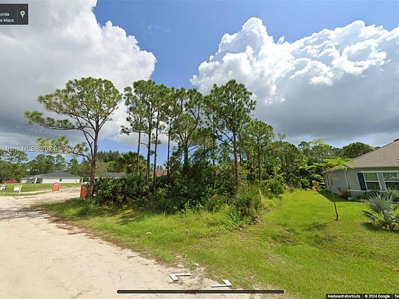 5th image of 8166 97th Ct