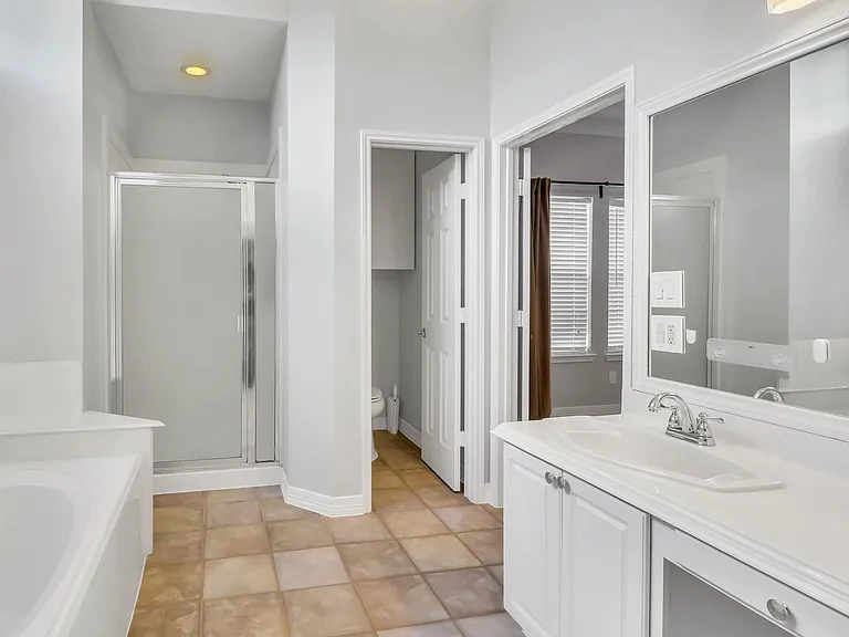 5320 Blossom St — Photo 8
