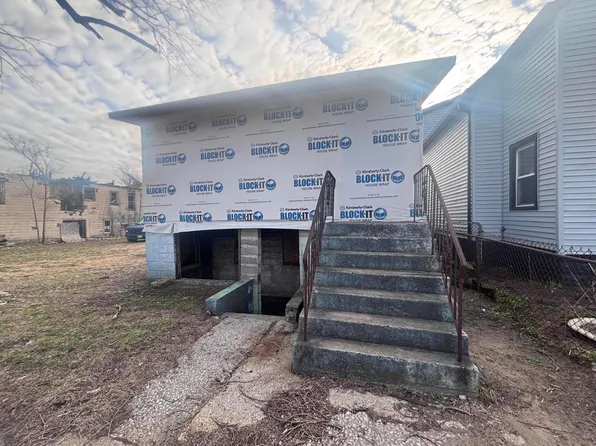 2217 Massachusetts St, Gary, IN 46407