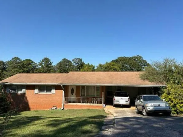 329 Chickasaw Dr, Anniston, AL 36206