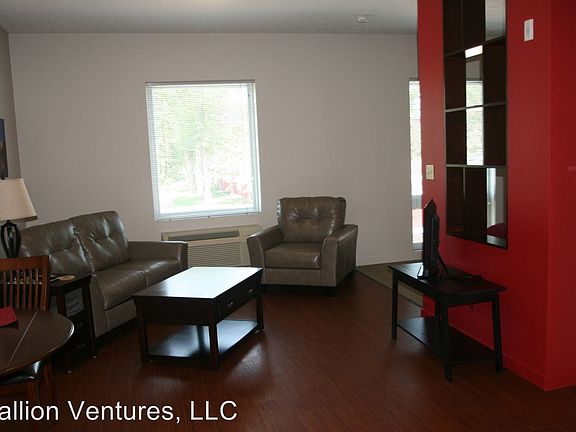 4th image of 3535 Holdrege St APT 205
