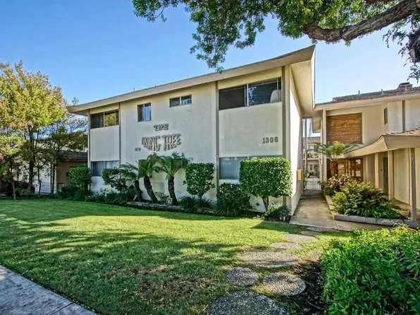 1306 Amethyst St APT F, Redondo Beach, CA 90277