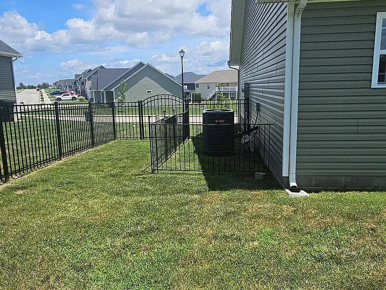 631 Tristan Ln — Photo 13