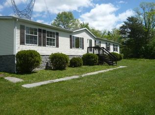 190 Brickey Hill Rd, Troutville, VA 24175