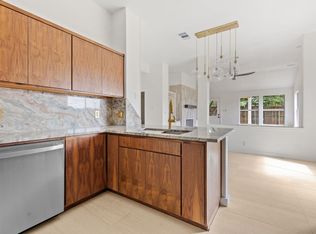 1000 Woodview Dr, Georgetown, TX 78628