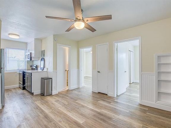 4th image of 101 S Palmway APT 12