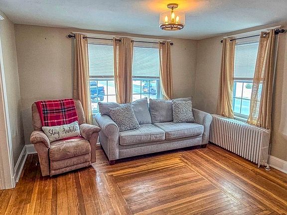 4th image of 174 Slocum Rd