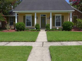 6325 Snowden Dr, Baton Rouge, LA 70817