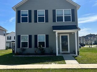 805 Terrell Dr, Hinesville, GA 31313