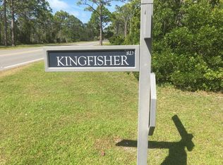 1767 Kingfisher Rd, Saint George Island, FL 32328