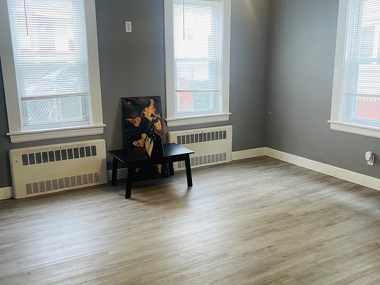 11 Maynard St #1 — Photo 4