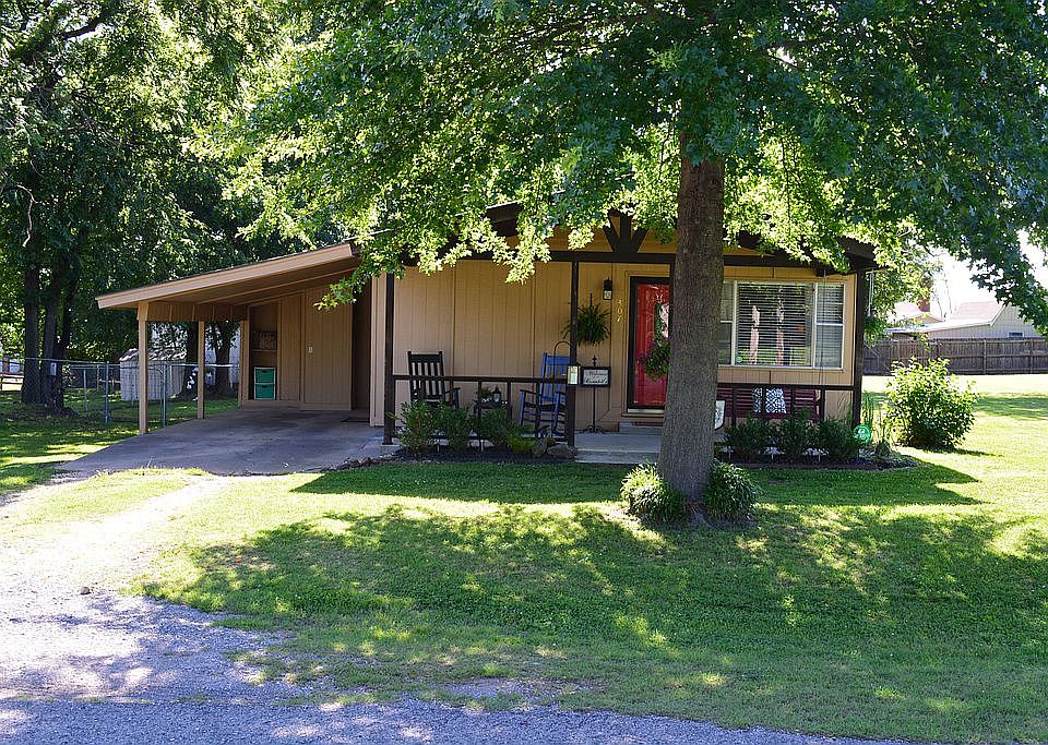 3 BR 2 BA in Locust Grove