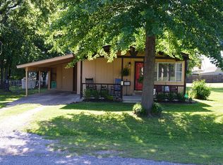 307 S Locust St, Locust Grove, OK 74352