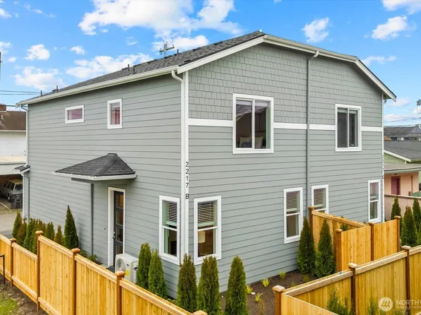 2217 Hoyt Avenue #B, Everett, WA 98201