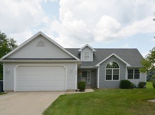 635 Autumns Way Blvd, Kalamazoo, MI 49009