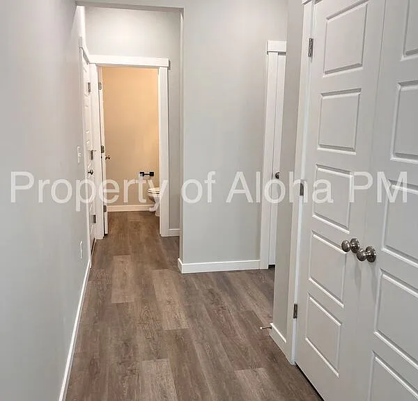 1797 S Grayling Ave — Photo 4