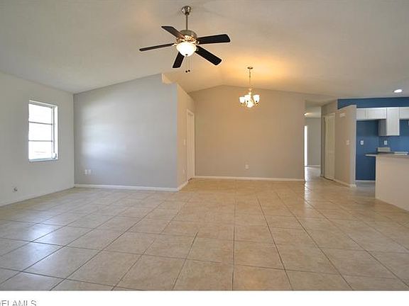 4th image of 924 NW 6th Ave