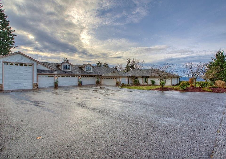 1st image of 10715 SE 318th Pl