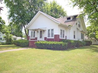 315 E Elm St, Argenta, IL