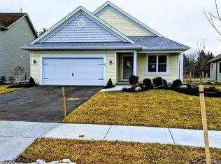 109 Boxelder Ln, Buffalo, NY 14228