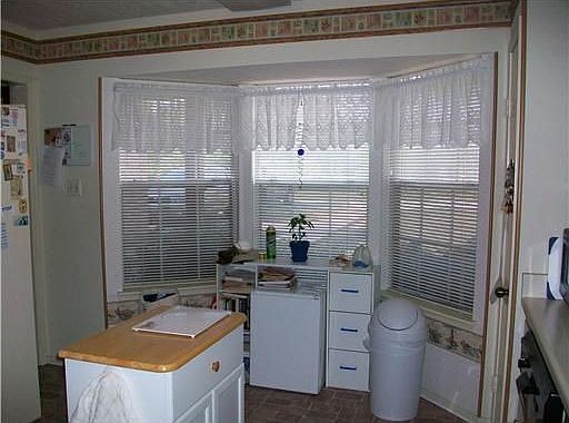 5th image of 16534 Woodlake Dr