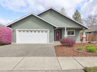 116 SW Otter Ct, Grants Pass, OR 97527