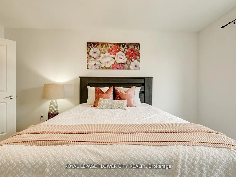 205 W Oak Trl #16 — Photo 26