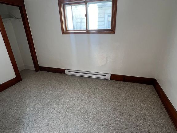 5th image of 810 Hess Ave #2